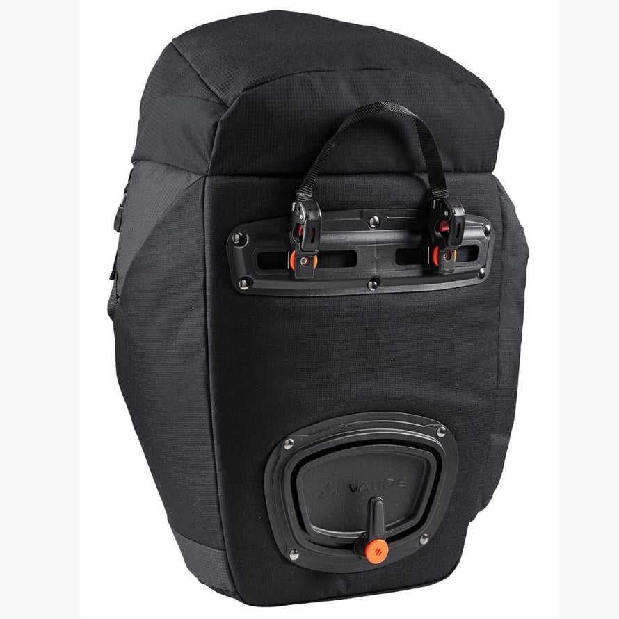 Sacoche cyclotourisme porte bagage arrière Vaude OnTour Back 56 litres fixation