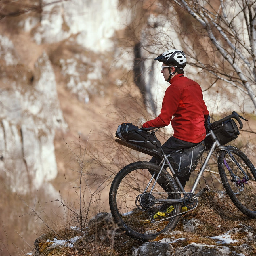 Sacoche de selle SKS Explorer EXP 8L avec garde-boue intégré, idéale pour VTT et sorties tout-terrain