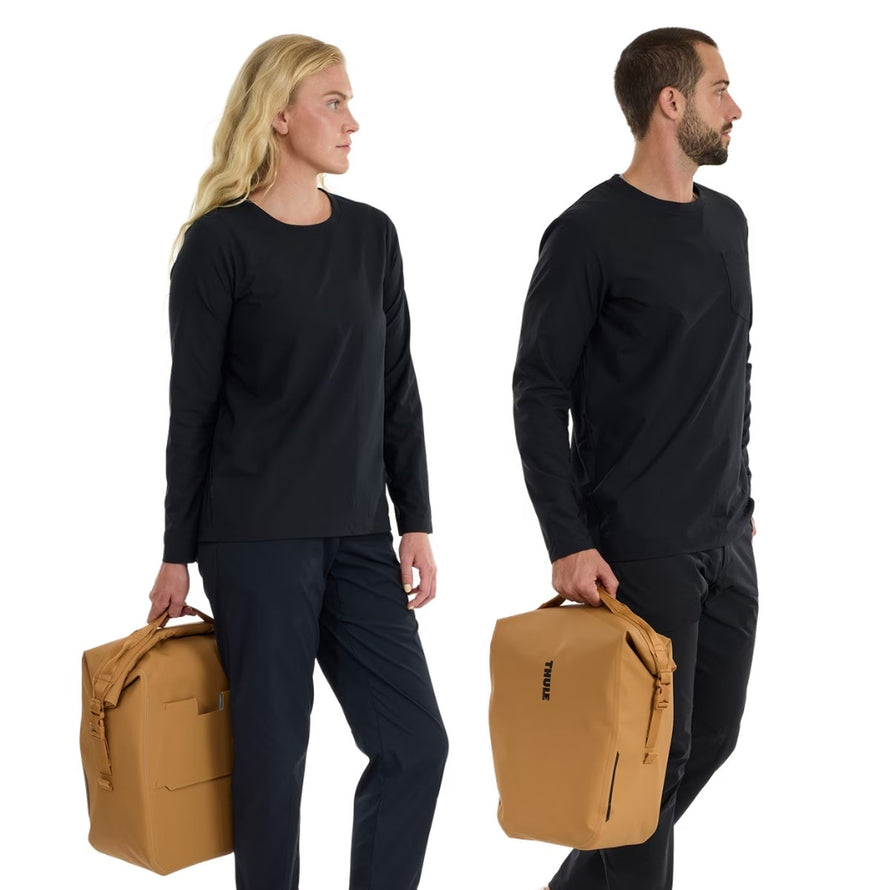 Sacoche Thule Shield InLock camel pour porte-bagages, robuste et imperméable, idéale pour cyclistes urbains