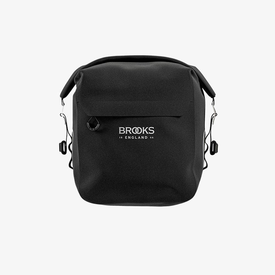 Brooks Scape sacoche gravel avant étanche 10-13L pour bikepacking
Parfaite pour le bikepacking, la sacoche Brooks Scape avant offre une capacité extensible de 10 à 13 litres et une étanchéité totale pour affronter les intempéries.