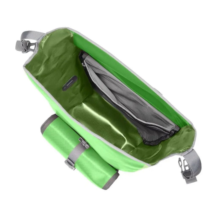 La sacoche Aqua Back Plus est pratique avec ses poches de rangement intérieures et extérieures