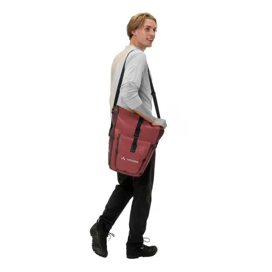 plus minus fahrradtaschen Vaude Aqua Back Plus aus recyceltem Material – 2 × 25,5L Fahrradtaschen
