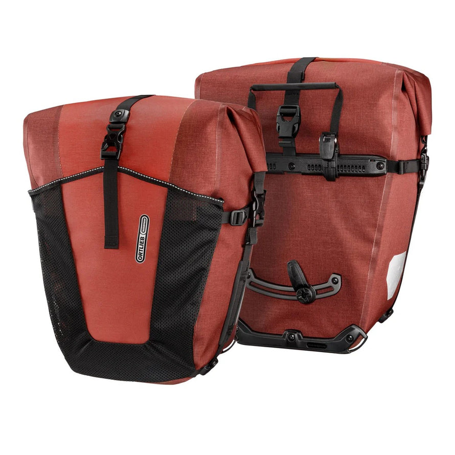 Sacoches arriere Ortlieb Back Roller Pro Plus 2 x 35L rouge avec fixation rapide et materiau resistant