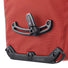 Fixation detaillee des sacoches arriere Ortlieb Back Roller Pro Plus 2 x 35L avec materiaux robustes et design allemand