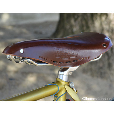 Brooks B17 Carved Sella in pelle bici marrone uomo contro il mal