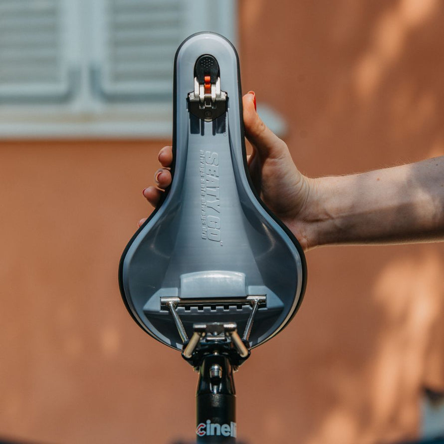 San Marco Regal Short Open-Fit Carbon Saddle Black SELLE SAN MARCO San Marco Regal Short Open-Fit Carbon Saddle Black SELLE SAN MARCO