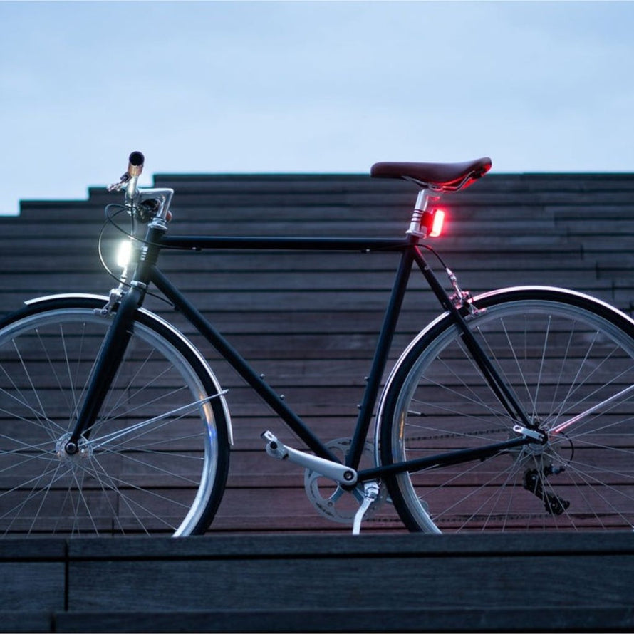 Lumières LED Shapeheart Pano magnétiques avant et arrière pour vélo, fixation rapide et visibilité accrue en conditions nocturnes