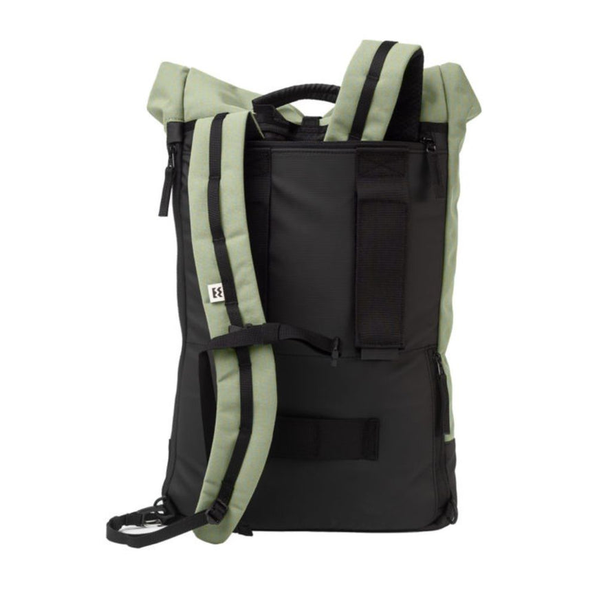 Vue arrière du sac MeroMero Annecy avec système de conversion sacoche-vélo, montrant les attaches velcro et bretelles intégrées