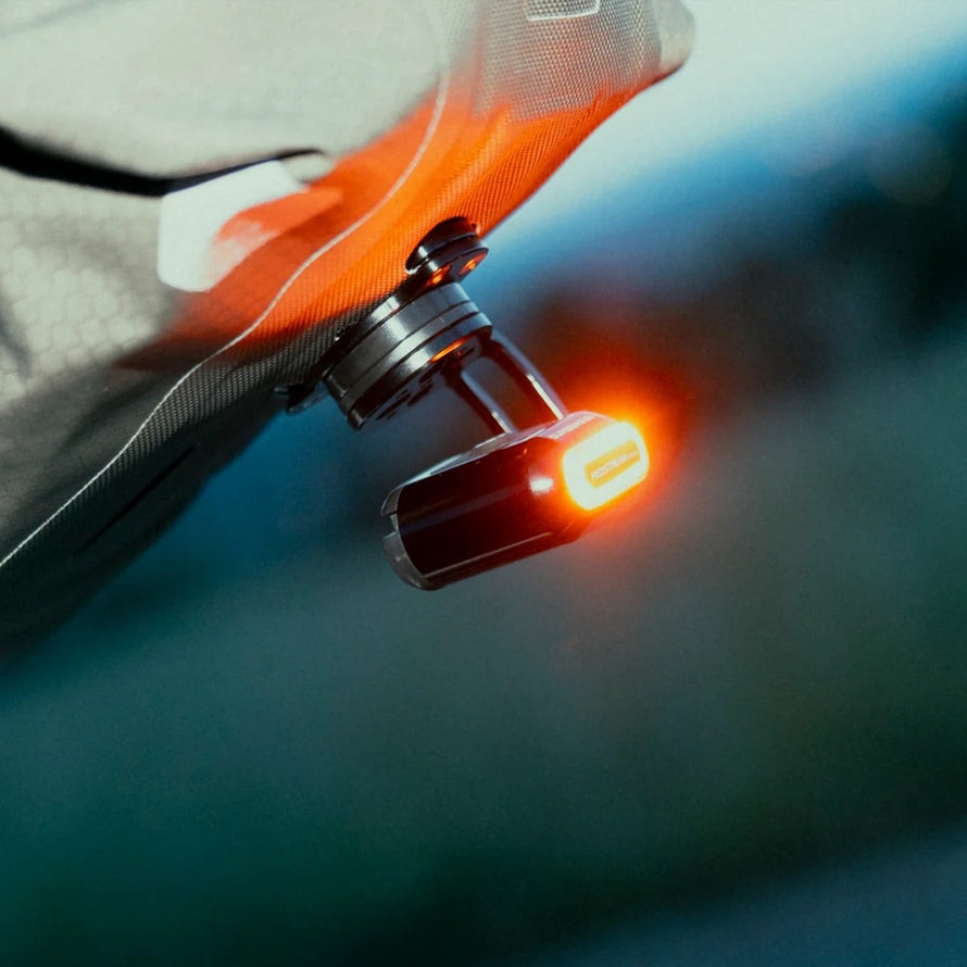 Eclairage arriere compact Supernova Redstream Series pour velo avec led puissante et securite optimale