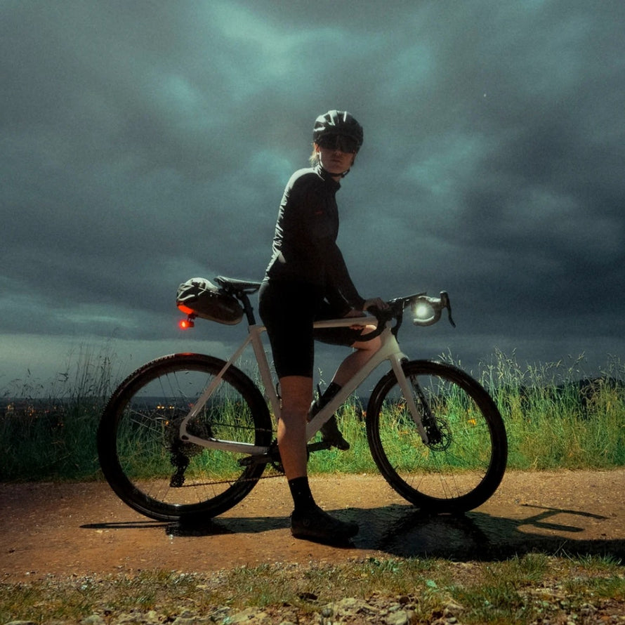Set eclairage avant et arriere Supernova Redstream Series pour velo avec leds haute performance et design compact