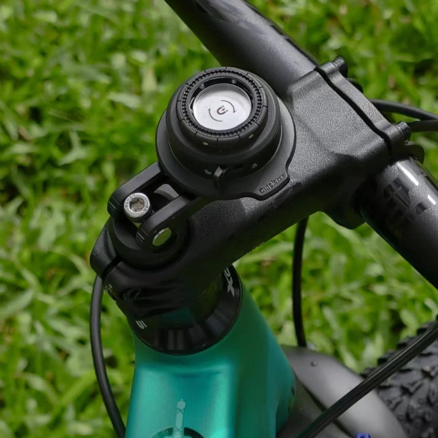Support téléphone potence vélo Outplorer avec fixation magnétique et verrouillage pour sécurité renforcée