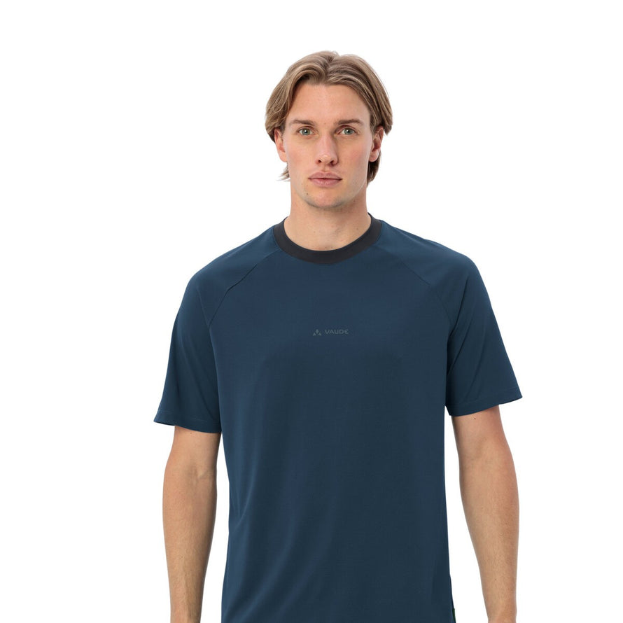 T-shirt Vaude Men Loamer bleu marine uni, respirant et confortable pour cyclisme et activités outdoor