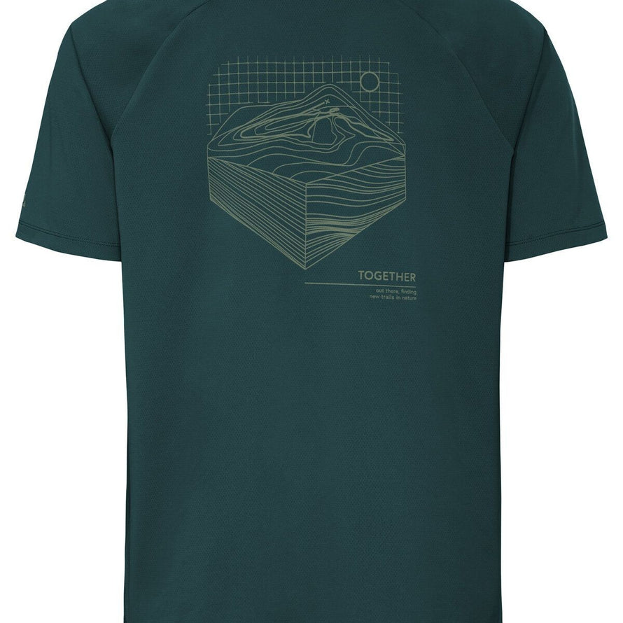 T-shirt Vaude Men Loamer bleu vert avec motif nature au dos, respirant et confortable pour cyclisme et activités outdoor