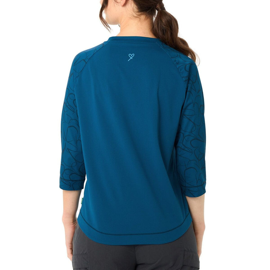 T-Shirt Vaude Neyland 3/4 Femme bleu vue dos avec manches à motifs et tissu technique respirant