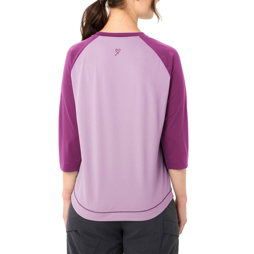 Dos du T-Shirt Vaude Neyland 3/4 Femme rose avec manches violettes et tissu technique respirant