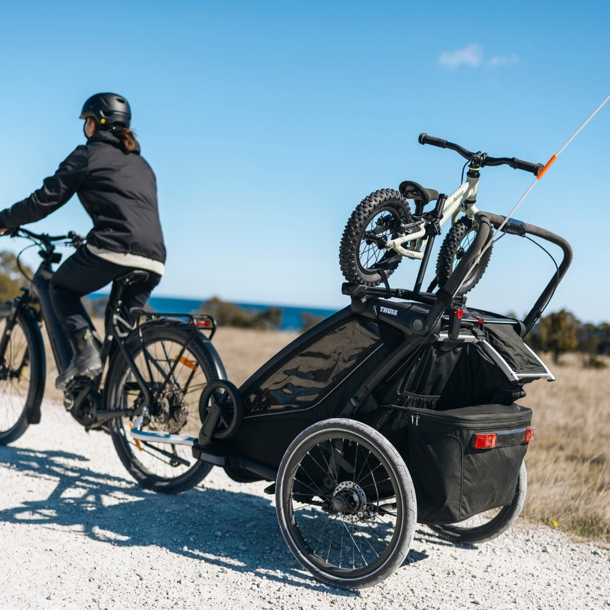 Support Thule draisienne 12 pouces pour remorque enfant Chariot 2, fixation facile et maintien optimal