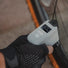 Mini pompe electrique bikepacking Topeak E-Booster avec affichage digital pour gonflage precis velo