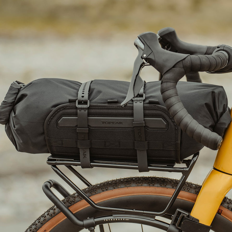 Sacoche Topeak RackLoader DryBag noire avec fixation solide pour vélo, résistante à l'eau et adaptée aux longues sorties