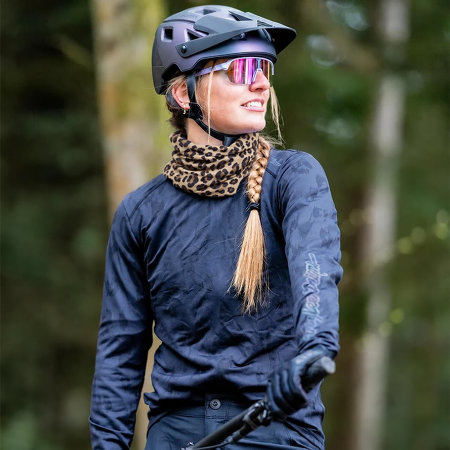 Tour de cou vélo Cairn Malawi Tube coupe-vent lilas, protection anti-UV et confort pour cyclistes