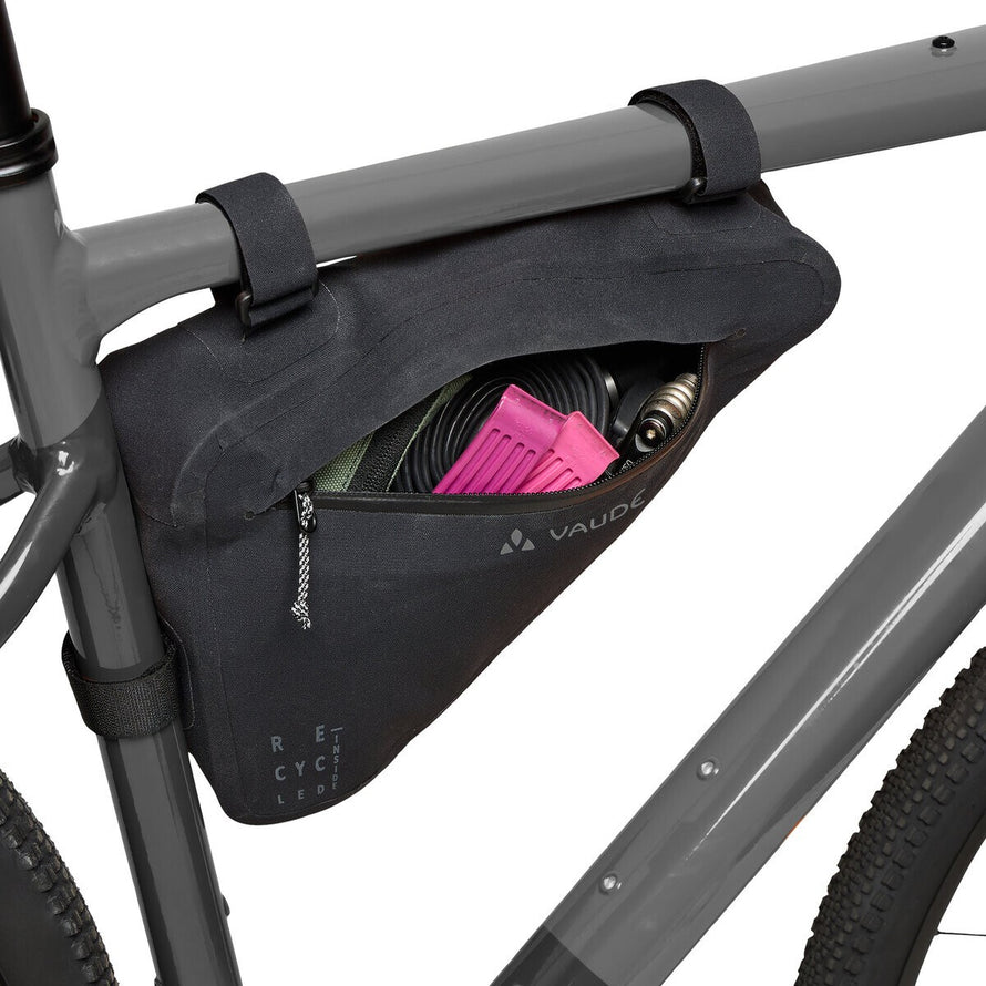 Sacoche cadre vélo Vaude Trailframe M noire, étanche et pratique pour ranger outils et accessoires en sortie
