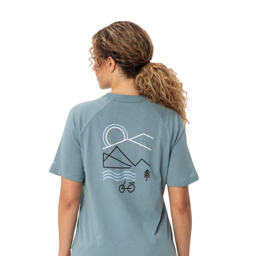 T-shirt Femme Vaude Cyclist Casual bleu avec motif vélo et nature au dos, style décontracté et écologique