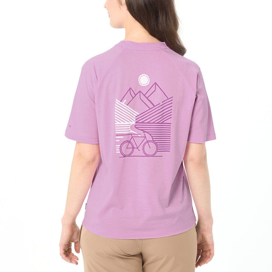 T-shirt Vaude Cyclist Casual Femme violet avec motif vélo et montagne au dos, style décontracté et moderne