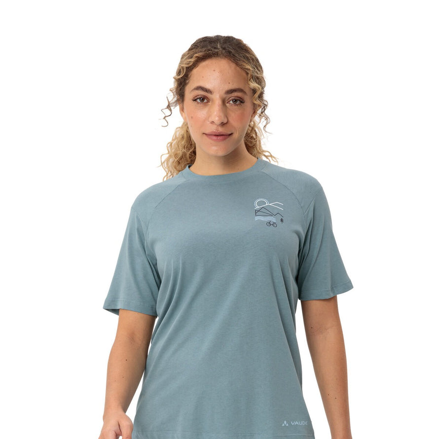 T-shirt Femme Vaude Cyclist Casual bleu avec motif montagne et vélo, style décontracté et écologique