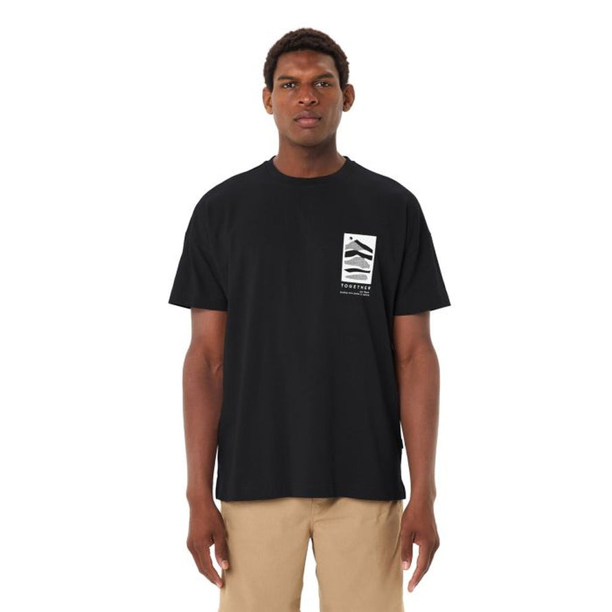 T-shirt Vaude Coton Bio Homme Redmont noir avec motif graphique nature, style et confort pour cyclistes