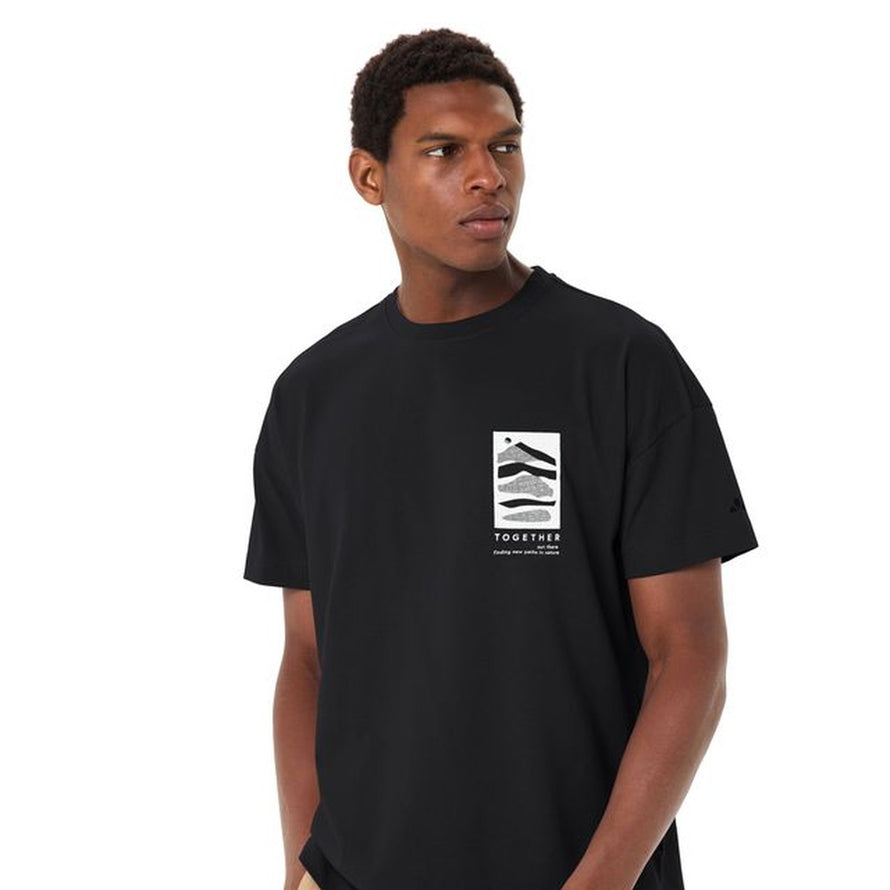 T-shirt Vaude Men Redmont Heavyweight noir avec motif graphique, idéal pour cyclistes urbains recherchant style et confort