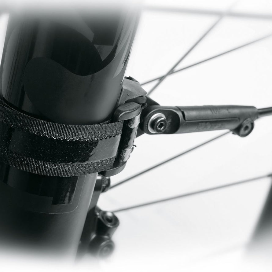 Système de fixation par velcro sur fourreaux de fourche de vélo pour le garde-boue avant Infinity Universal de SKS