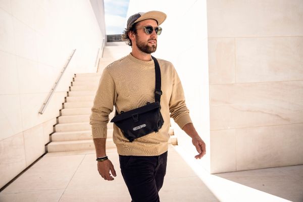 Banane Ortlieb Velo-Sling 3L convertible en sacoche de guidon