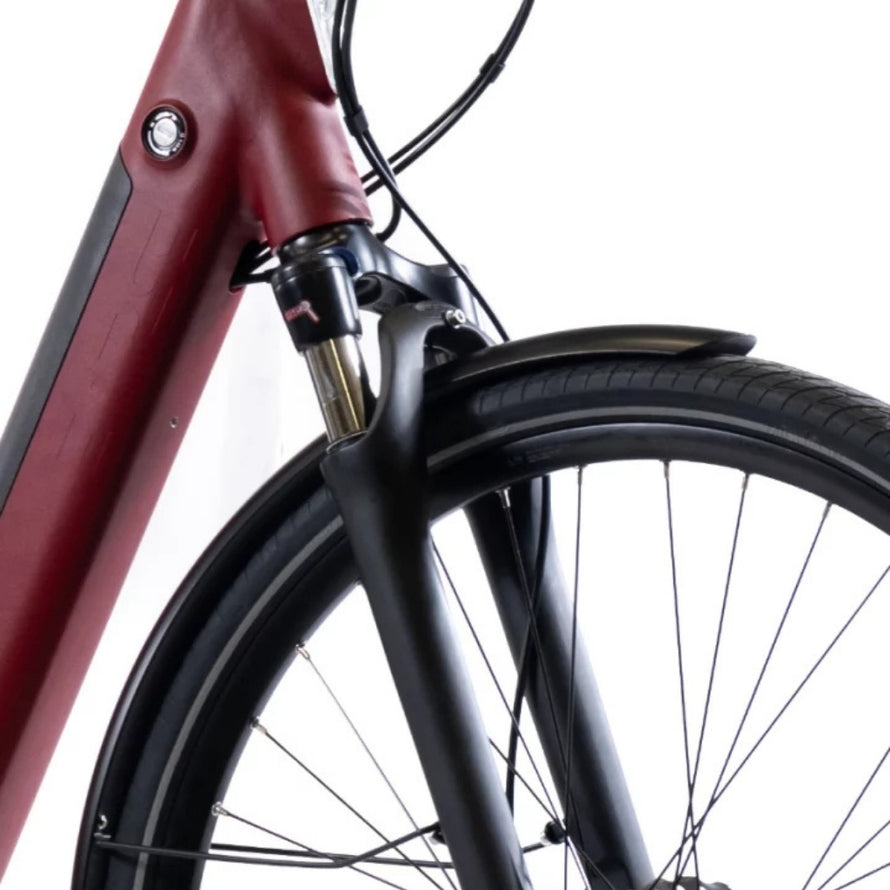 Vélo électrique urbain Ellipse E2ST avec fourche suspendue pour un meilleur confort de conduite en ville.