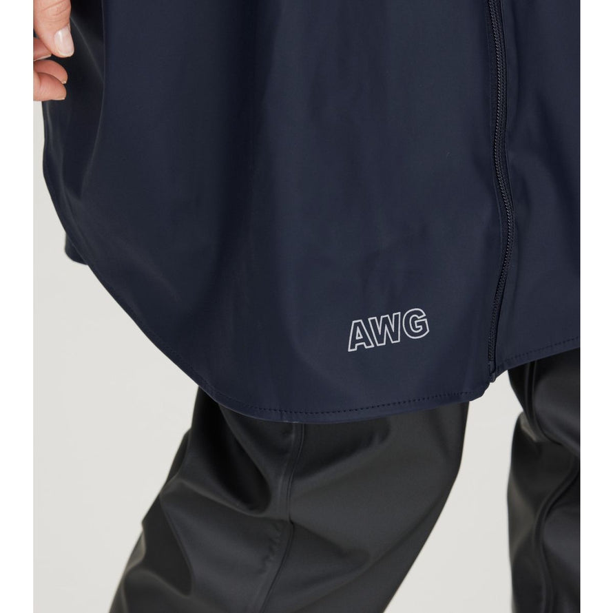 Logo AWG sur veste de pluie vélo 66 Weather Report Flame imperméable bleu marine