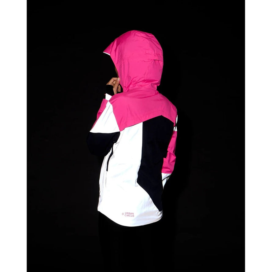 Veste de vélo réversible et réfléchissante Repop Urban Circus en rose, noir et blanc pour cyclistes urbains exigeants