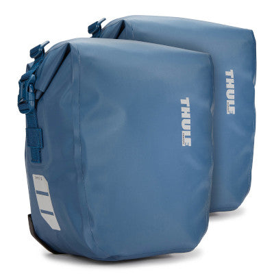 Double sacoche bleue sur porte-bagages 13L Shield Pannier Thule - #1