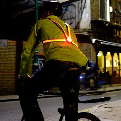 Éclairage arrière sur cycliste haute visibilité Commuter X4 - #1