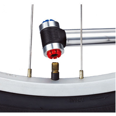Pompe à vélo R2B® avec manomètre - Tête de valve double - Incl. Fixation  pour Balles 