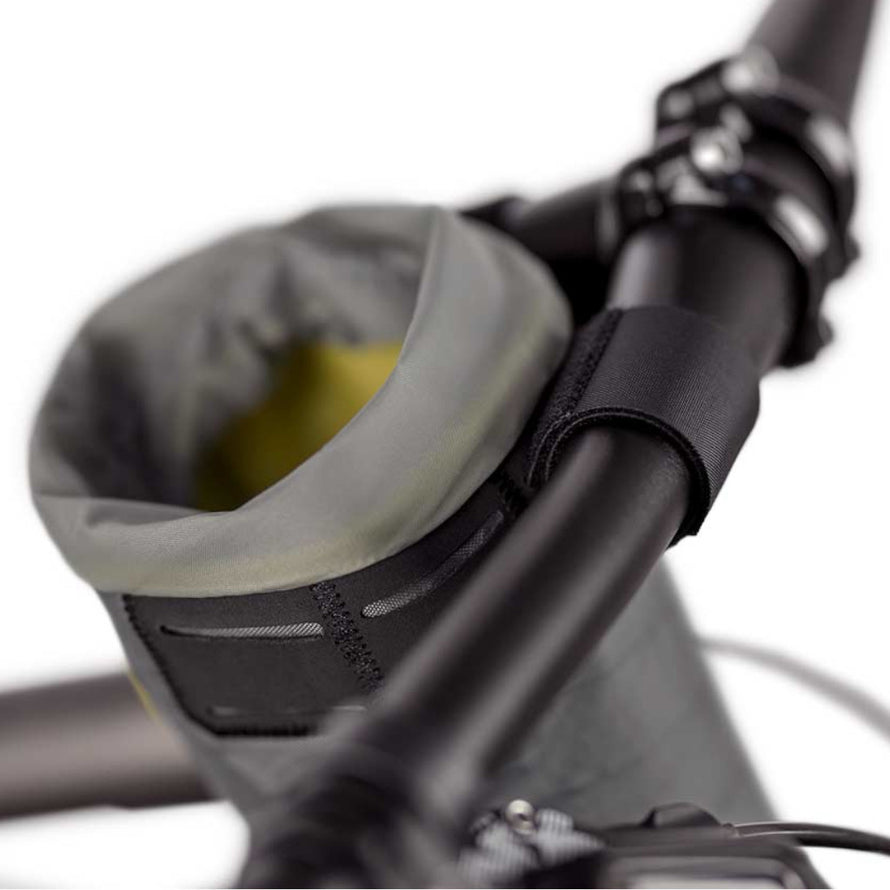 lenkertasche food pouch Apidura Food Pouch Backcountry Lenkertasche Lebensmittel und Trinkflasche 1,2L